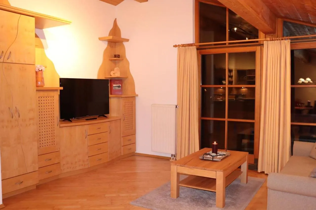 Ferienwohnung Hausberg location